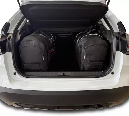 E-C4 HATCHBACK